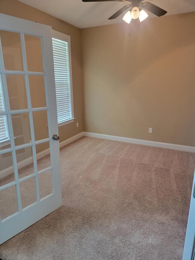 Building Photo - 832 Williford Run Dr