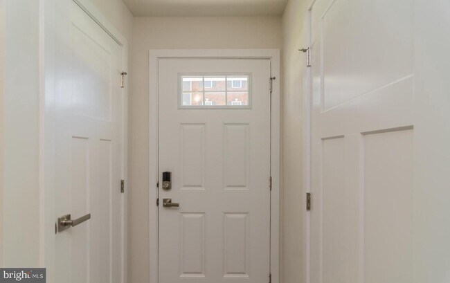 Building Photo - 11329 Willow Green Cir