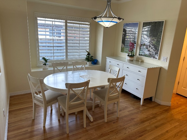 Building Photo - 1516 S Logan St