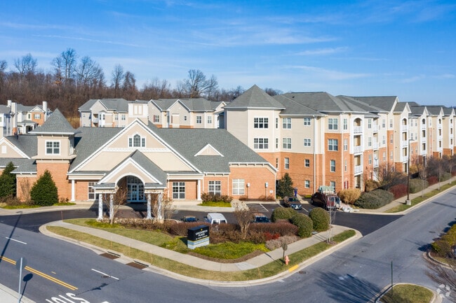 Building Photo - Greenwich Place