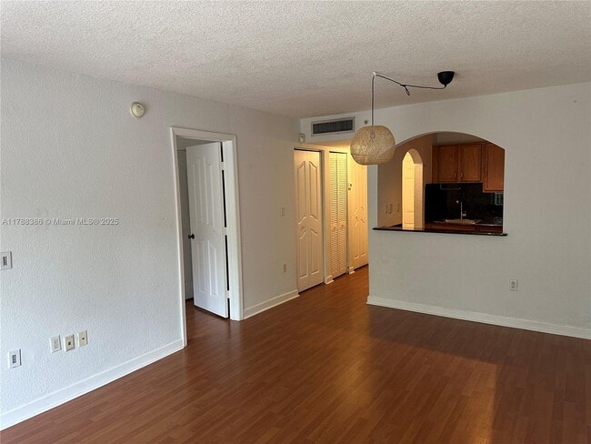 Building Photo - 445 SW 11th St