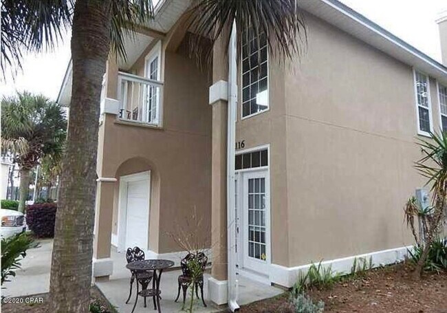 Foto del edificio - 7009 N Lagoon Dr