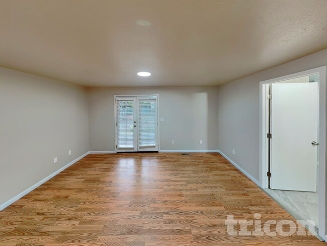 Foto del edificio - 12317 NE 33rd St