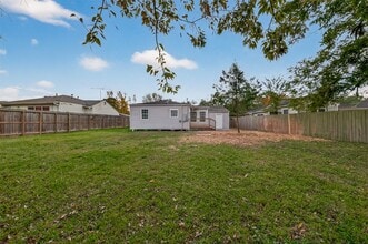 Building Photo - 6615 Kernel St