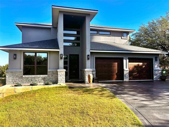 Building Photo - 18700 Venture Dr