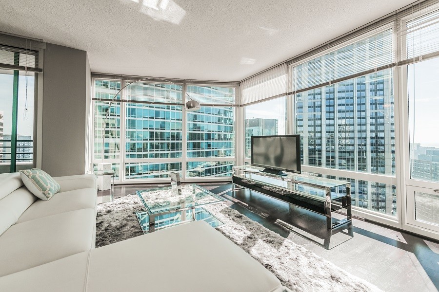 The Streeter 345 E Ohio St Chicago, IL