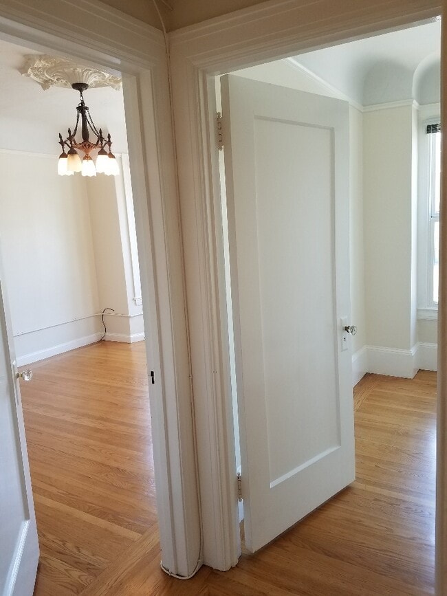 Foto del edificio - 218 Connecticut St