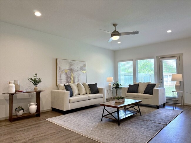 Foto del edificio - 12545 Walmgate Ct