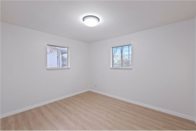 Building Photo - 126 Elbring Dr