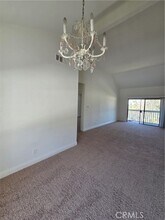 Building Photo - 515 S Ranch View Cir