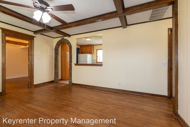 Foto del edificio - 3 br, 1 bath House - 607 E Beaver St