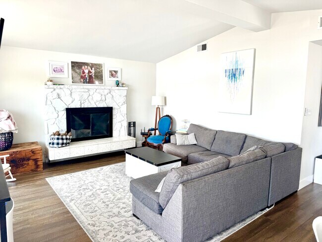 Foto del edificio - 1606 W 22nd St