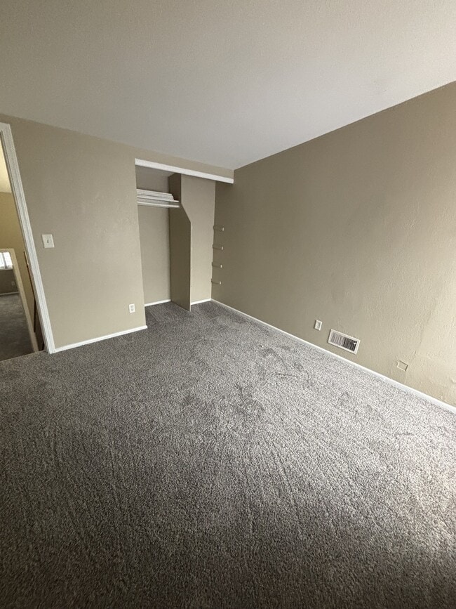 Foto del edificio - 8836 N 95th St