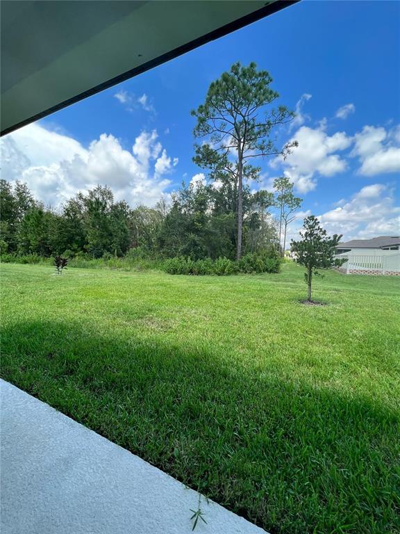 Foto del edificio - 30553 Gilbern Rd