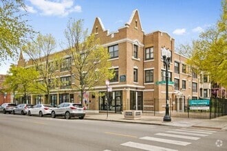Building Photo - 4555 Malden St