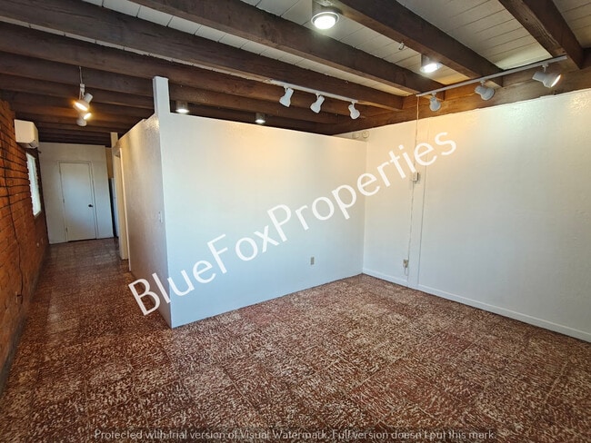 Building Photo - 1942 E Prince Rd