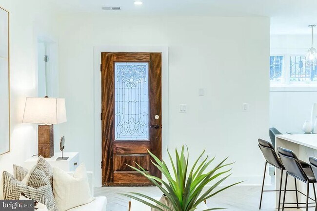 Foto del edificio - 1825 13th St NW