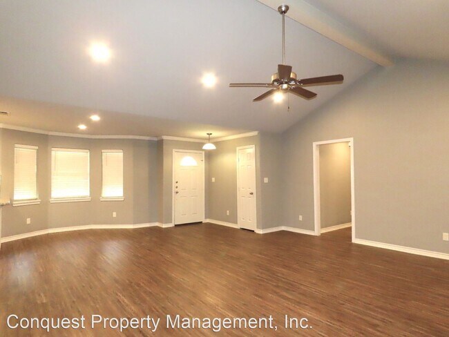 Foto del edificio - 3 br, 2 bath House - 1016 David Dr.