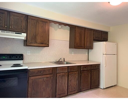 Primary Photo - 77 Sterling Pl
