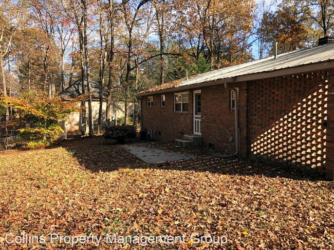 Building Photo - 3 br, 1 bath House - 27 Turner Drive