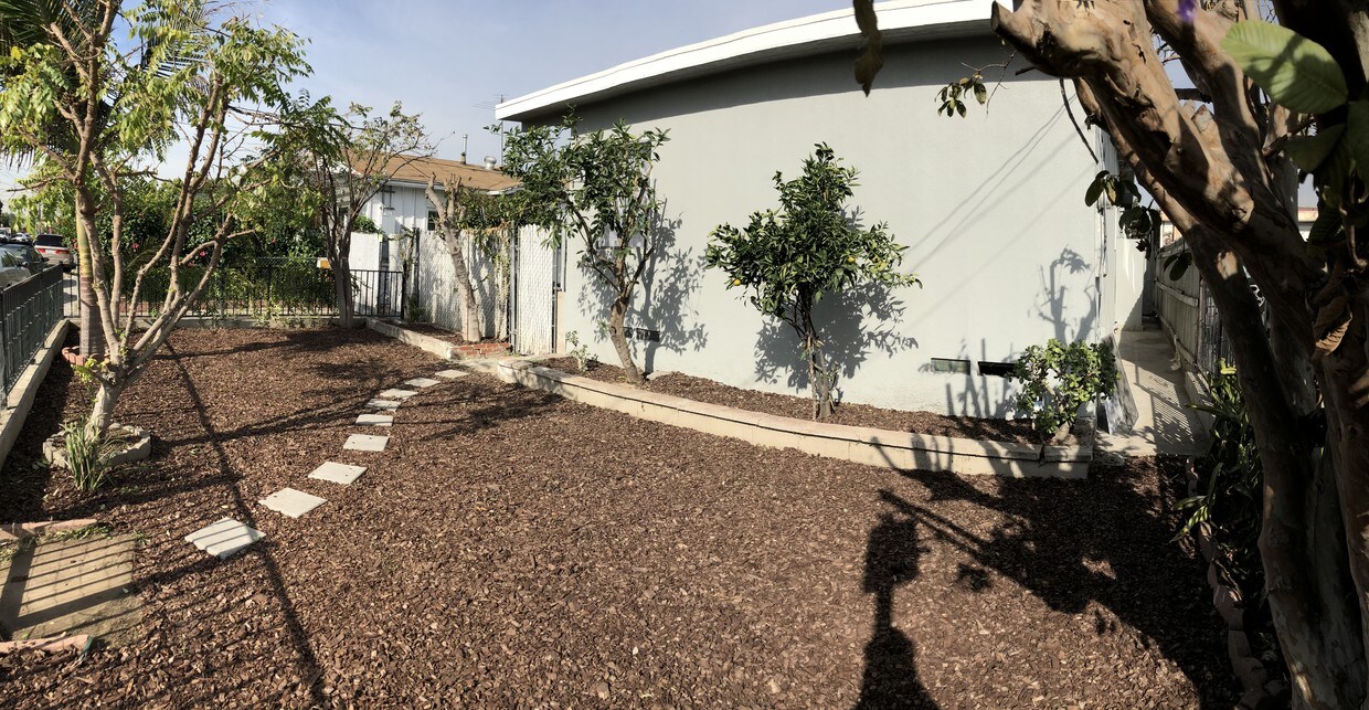 Foto principal - 4101 Lennox Blvd