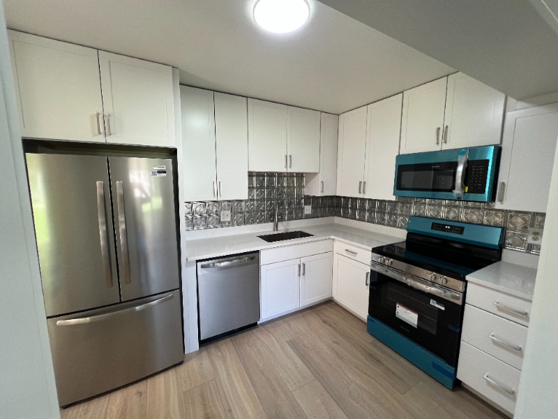 Primary Photo - 705 E Drake Rd