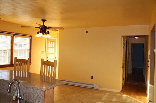 Foto del edificio - 4144 Krebs Rd