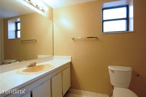 Building Photo - 1 br, 1 bath  - 1821vN CONGRESS AVE