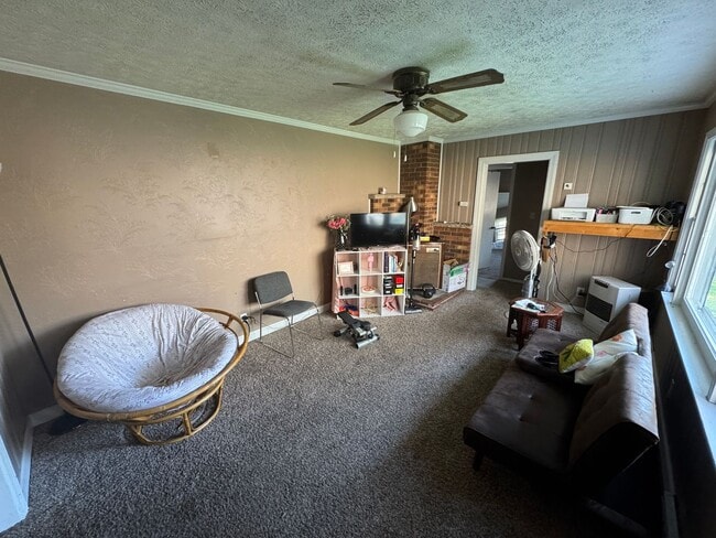 Photo - 168 Roy E Brown Rd House