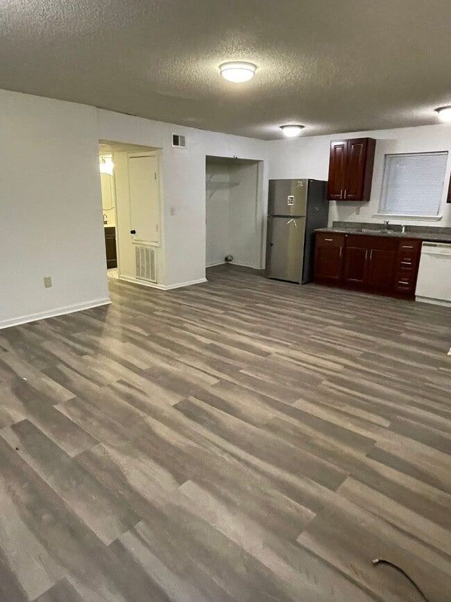 Foto del edificio - 8722-8722 Hickory St