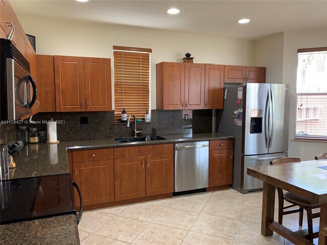 Foto del edificio - 8983 SW 206th St