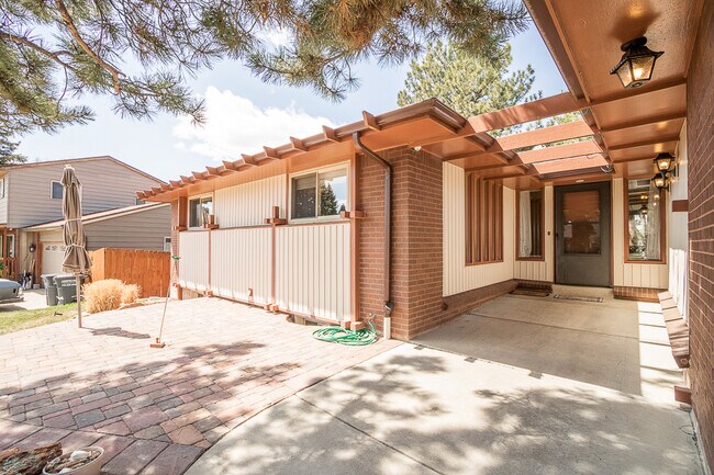 Building Photo - 7085 Dover Way