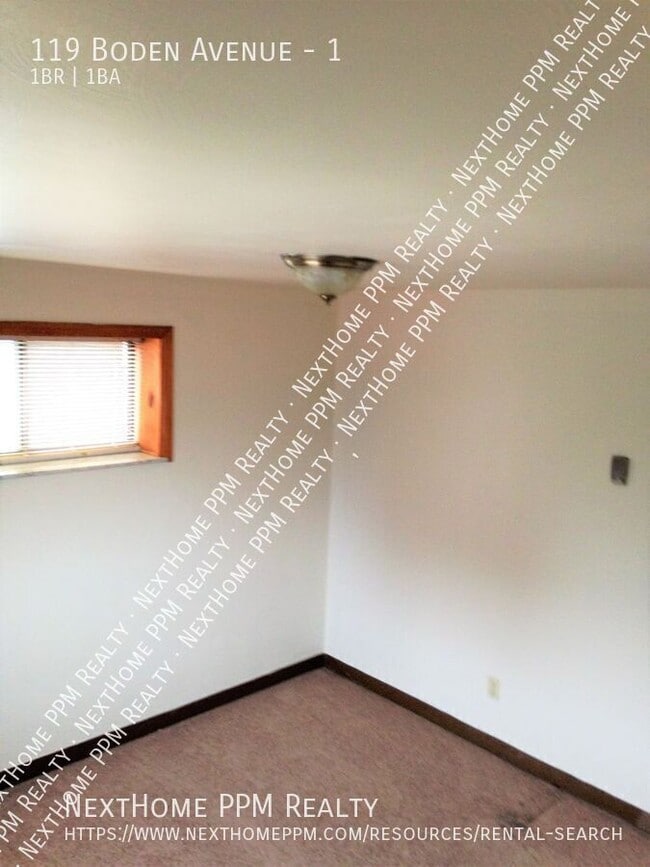 Building Photo - 119 Boden Ave