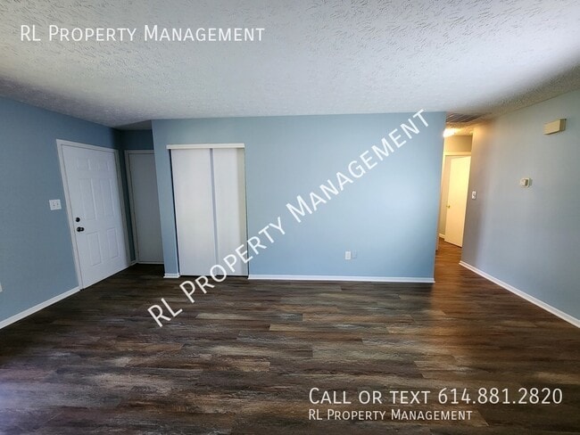 Building Photo - Spacious 2 bedroom 1 bathroom duplex in Fo...