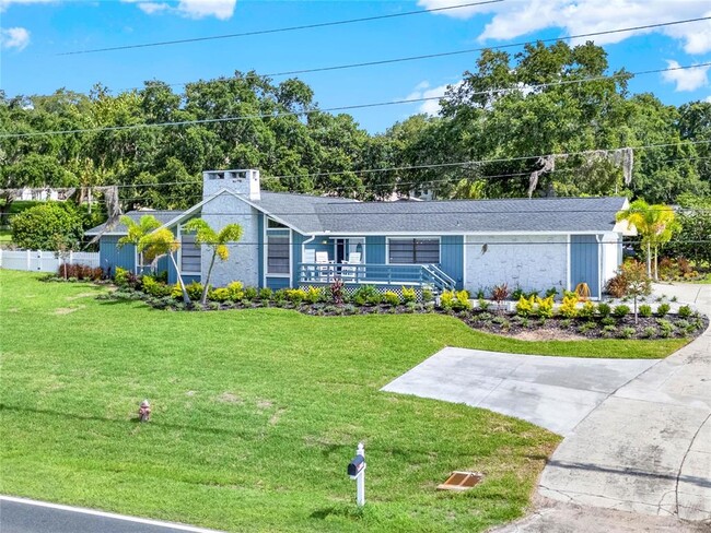 Building Photo - 11329 Lake Minneola Shores