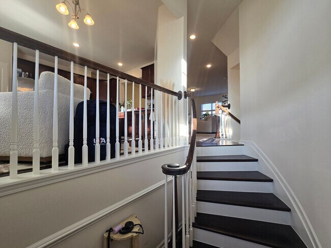 Foto del edificio - 4BR/3.5BA with 2-Car Garage! Available February 2026