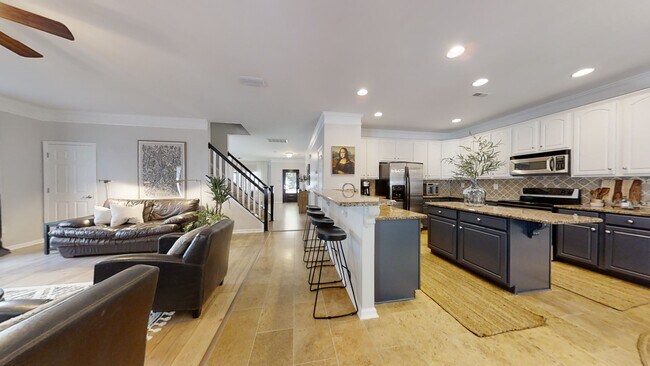 Building Photo - 10618 Quarrier Dr