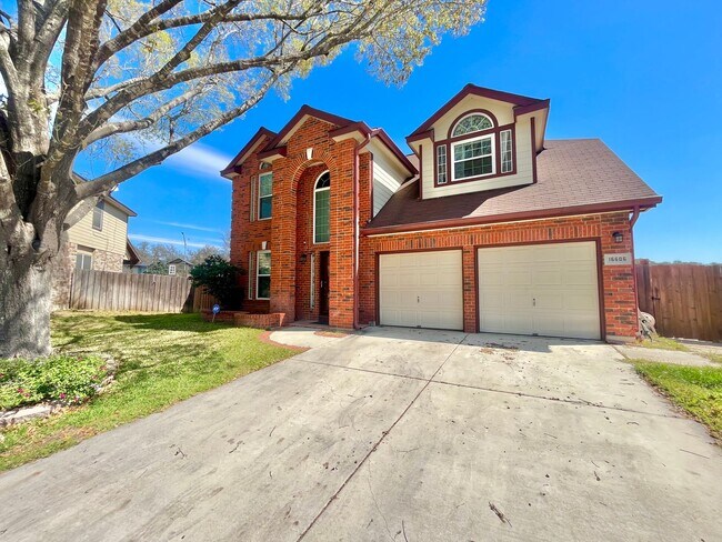 Building Photo - **2100/Month** Redland Ranch**
