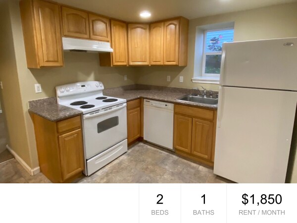 Foto principal - 2062 14th Ave W