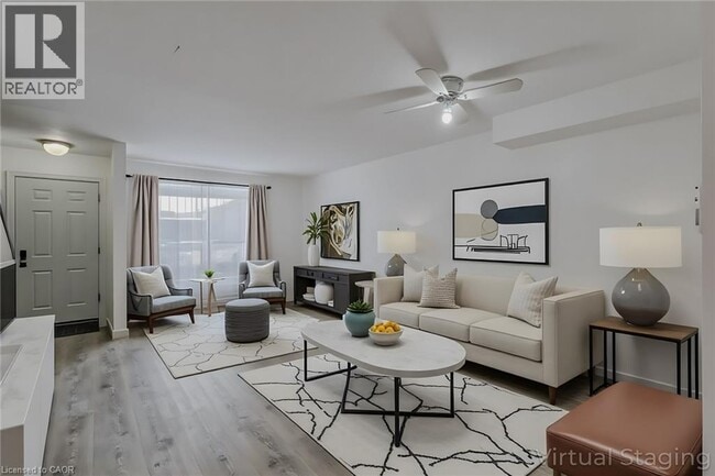 Building Photo - 392 Springbank Ave N