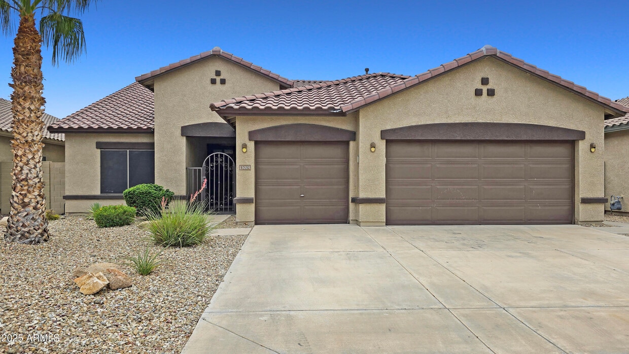 Foto principal - 13005 W Flower St