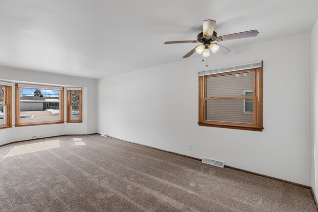 Building Photo - 3716 W Ramsey Ave