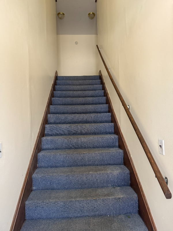 Building Photo - 657 Maine Ave