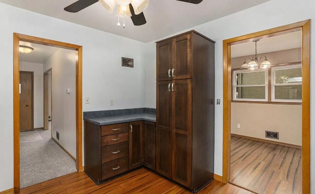 Lot of storage - 424 N Lake Ave