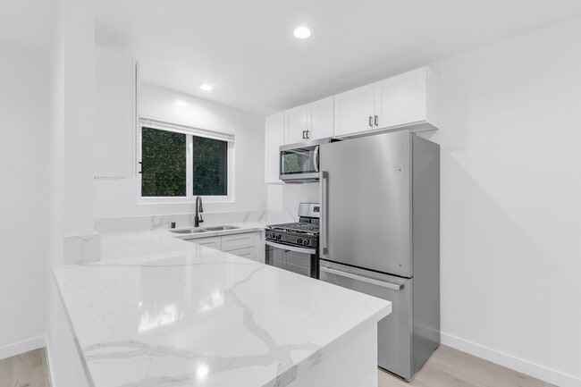 Foto del edificio - 1138 Cardiff Ave