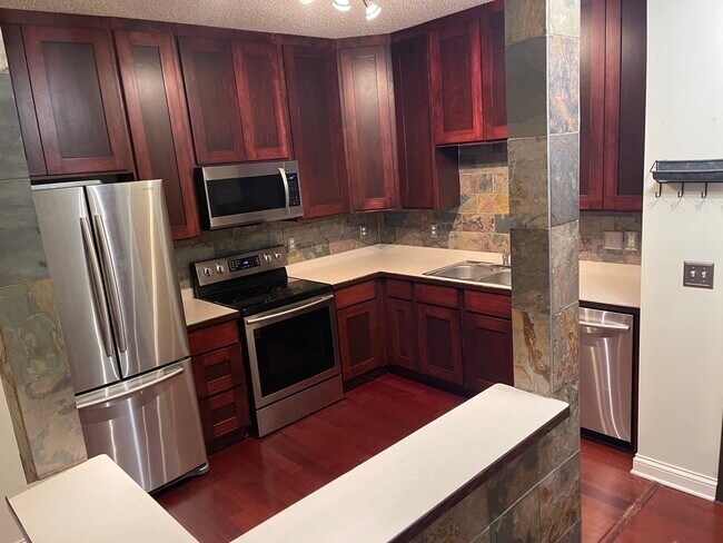 Foto del edificio - 4824 E 53rd St