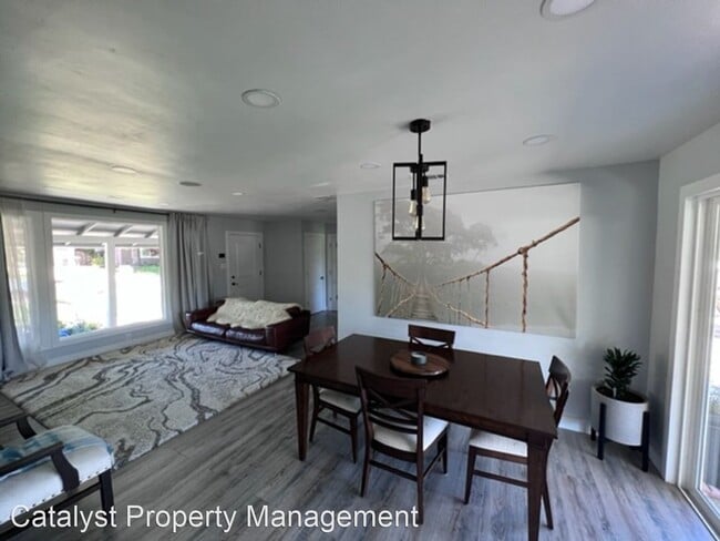 Building Photo - 3 br, 1 bath House - 2024 Maryal Dr