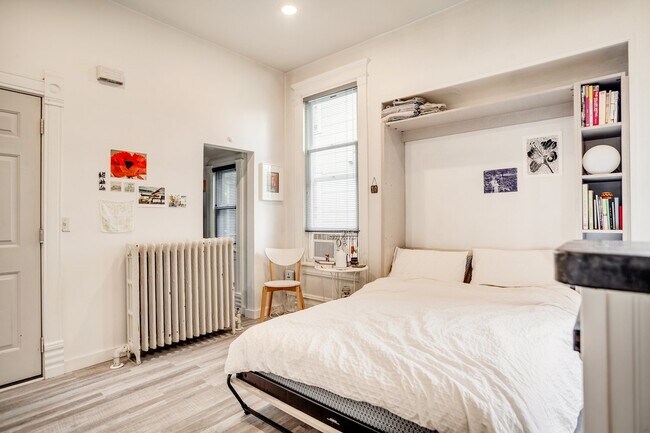 Foto del edificio - 2713 Fremont Ave S