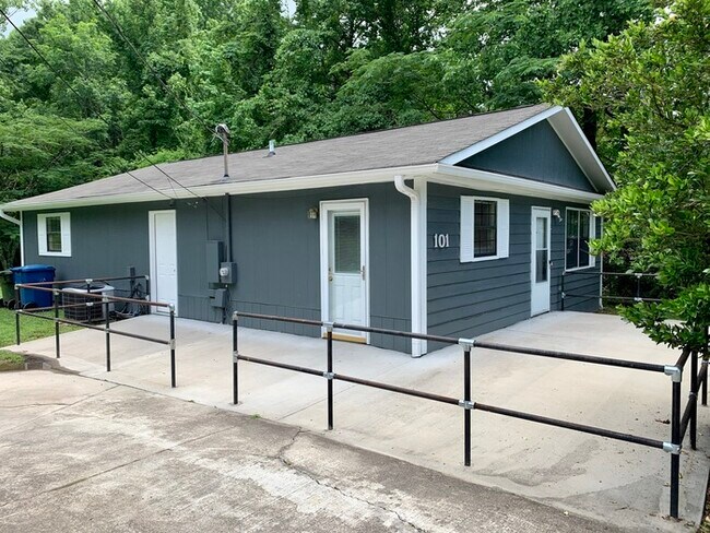 Building Photo - 101 Archdale Dr