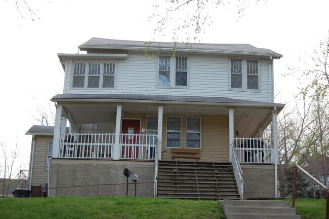 Building Photo - 1555 24th St